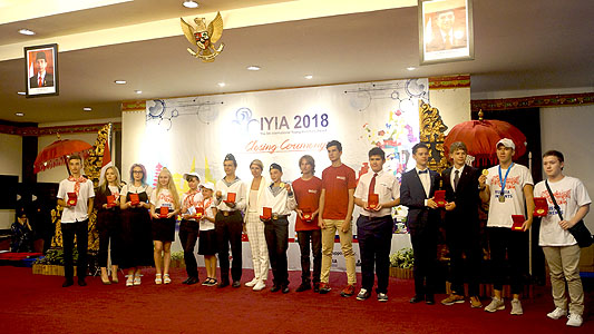 Участие юных изобретателей России в 5-ой Международной выставке в Индонезии при содействии «Городисский и Партнеры»